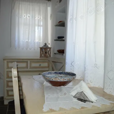 Efthymia * Фарос