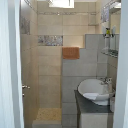 Efthymia * Φάρος